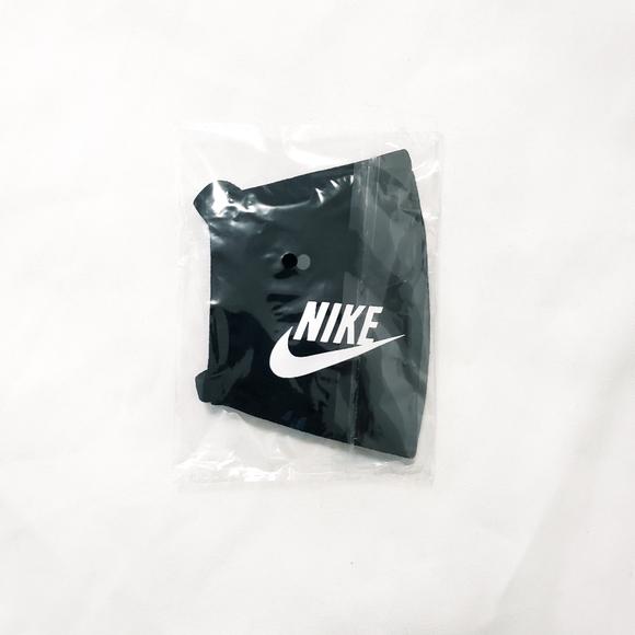 Nike Facemask - Picture 6 of 6